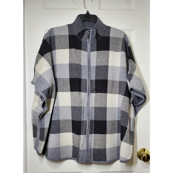 Tahari Sweaters - Tahari Women’s Plaid Sweater Jacket Size XL Gray Zip Front Rayon Blend